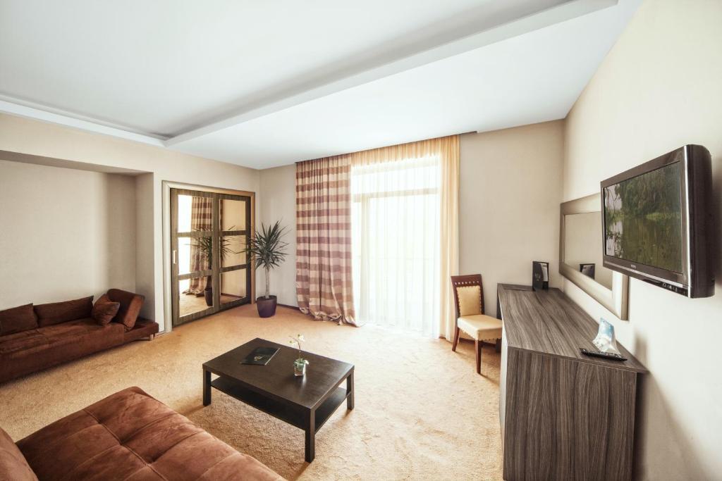 Cruise Hotel ティビリシ 部屋 写真